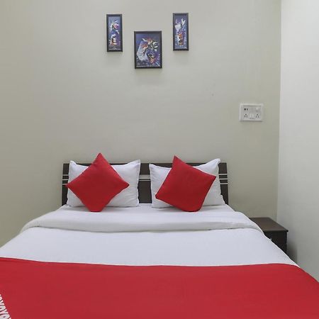 Collection O Shyam Vatika Banquet And Rooms Сурат Екстериор снимка